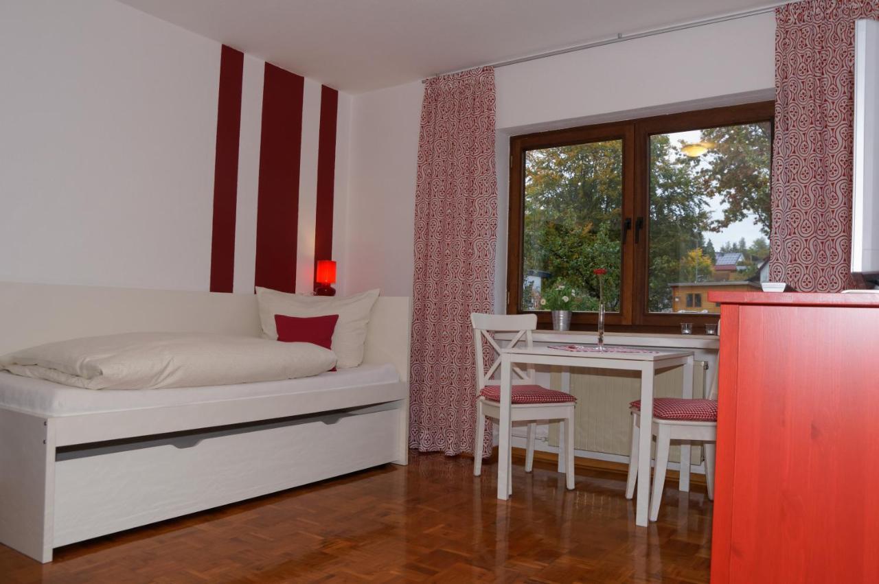 Gasthof Schumacher Hotel Garni ฟรอยเดนแบร์ก ภายนอก รูปภาพ